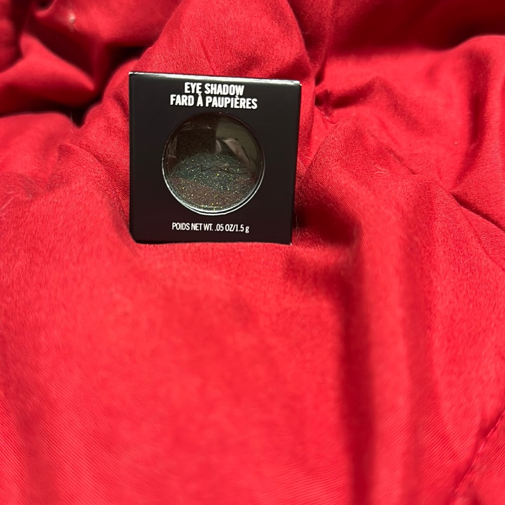 MAC eye shadow